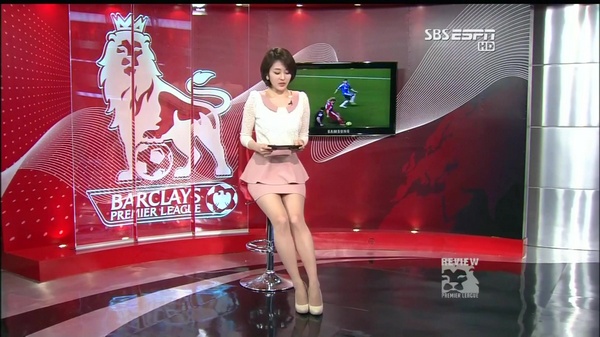 炸个痛快！王记得狂轰乱炸 小伞五杀 Cat掌控战场扳回一城